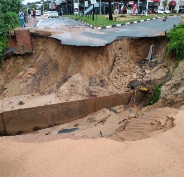 Juhoafrická republika vyhlásila po ničivých povodniach stav národnej katastrofy