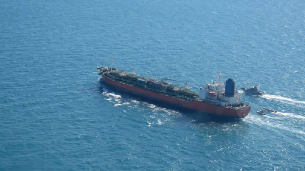 Grécko oznámilo, že zadržalo ruský ropný tanker