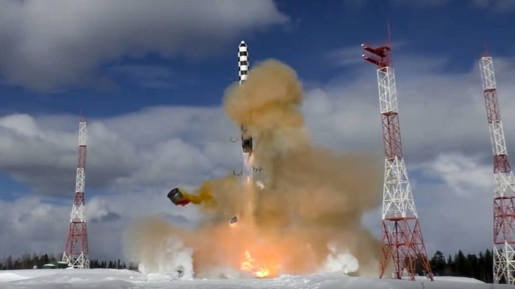 Rusi hlásia, že úspešne otestovali novú medzikontinentálnu raketu