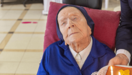 Najstaršia žijúca osoba - sestra André.