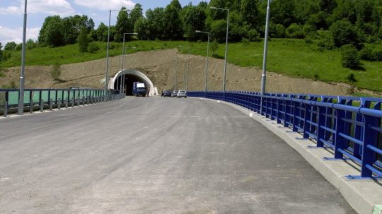 vjazd do dialničného tunela Horelica