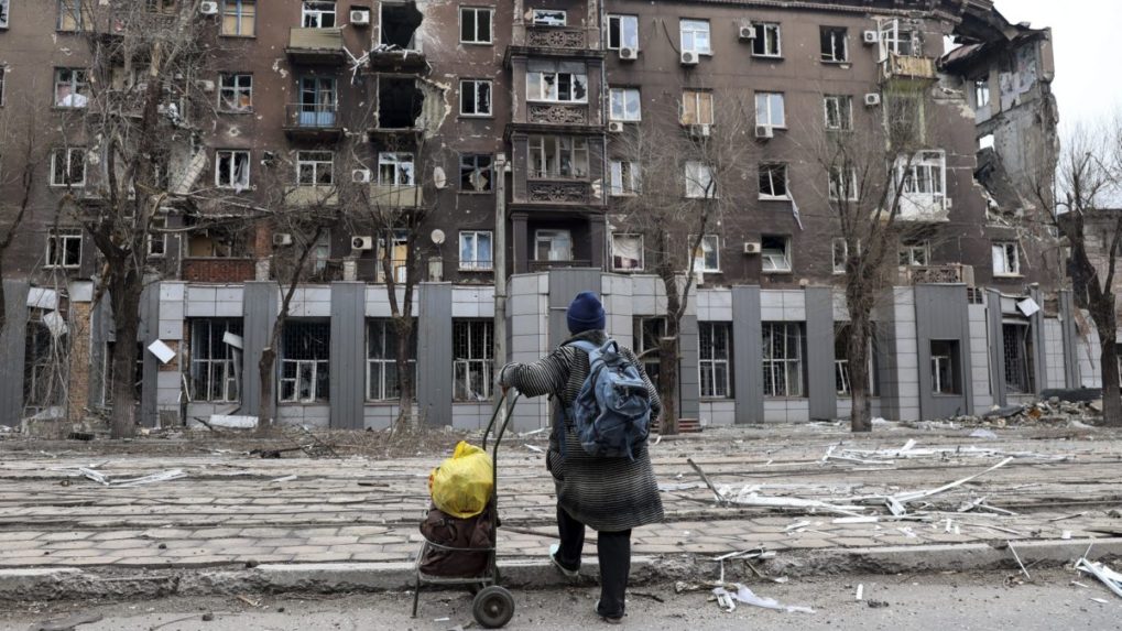 Rusko vyzvalo ukrajinských vojakov v Mariupole, aby sa vzdali