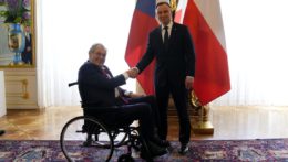 Na snímke zľava český prezident Miloš Zeman a poľský prezident Andrzej Duda.