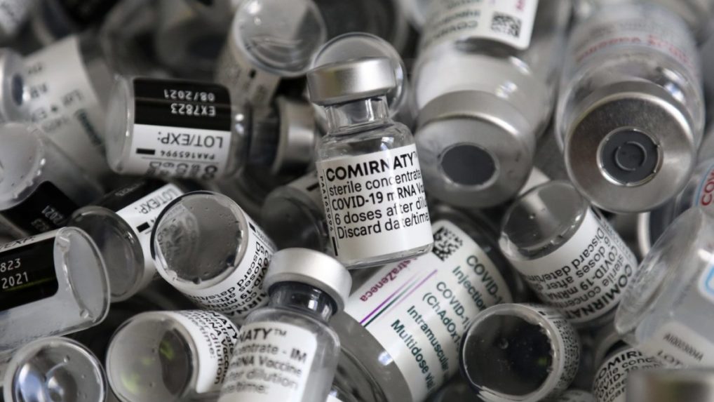 Dánsko zlikviduje milión vakcín proti covidu, nepodarilo sa ich darovať
