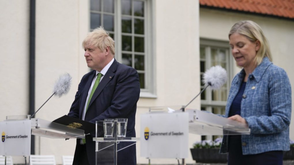 Švédsko a Fínsko podpísali s Britániou dohody o bezpečnostných zárukách