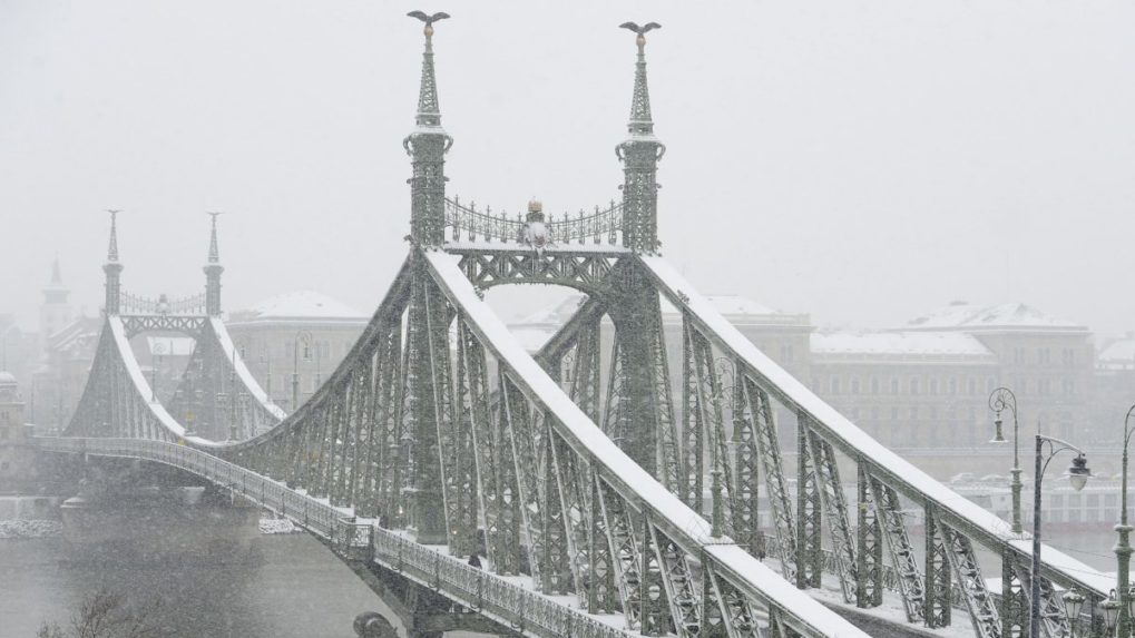 Most slobody v Budapešti