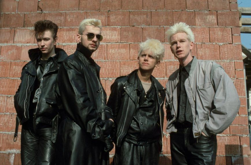 Členovia kapely Depeche Mode Alan Wilder, David 'Dave' Gahan, Martin Gore a Andrew 'Andy' Fletcher v roku 1984.