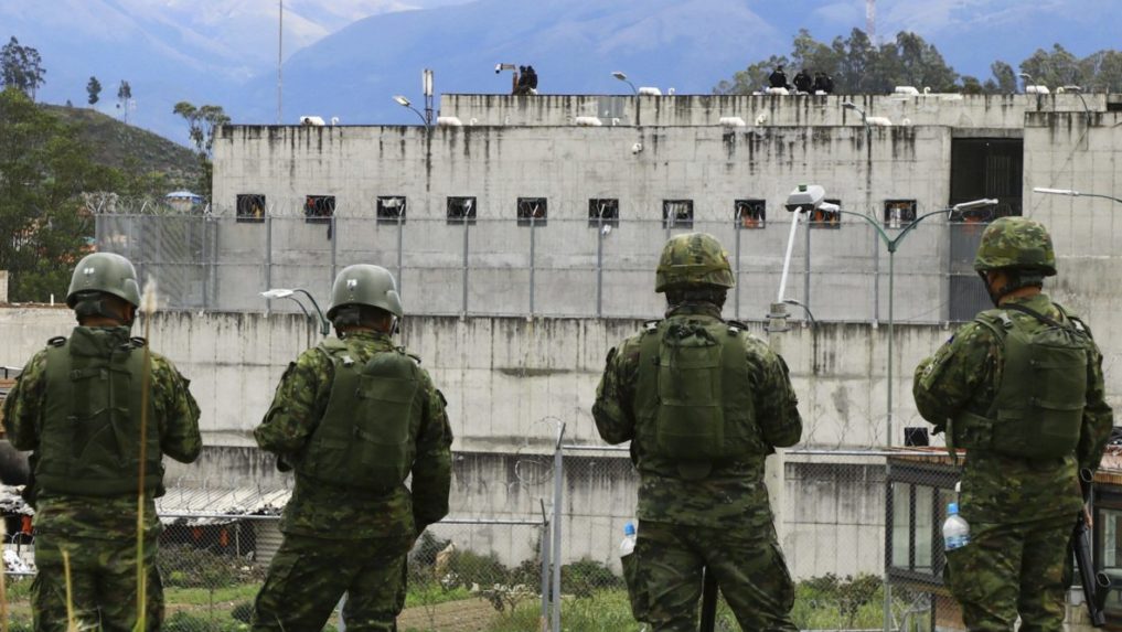 Pri väzenskej vzbure v Ekvádore zahynulo najmenej 43 ľudí