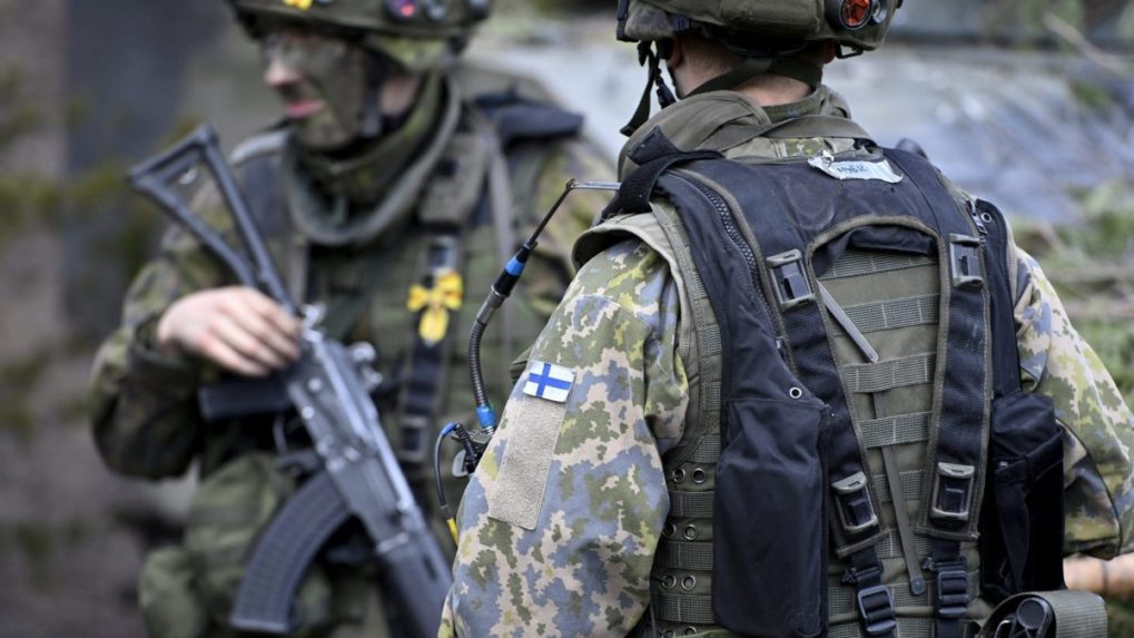 Švédsko a Fínsko by boli veľkým posilnením NATO, vravia experti