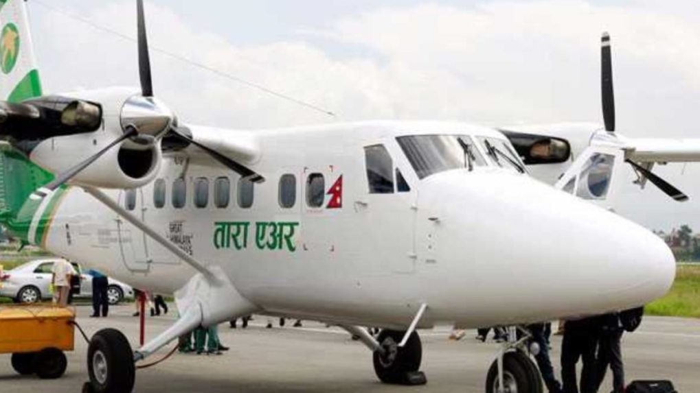 V nepálskych horách zmizlo lietadlo s 22 ľuďmi na palube, pátrajú po ňom