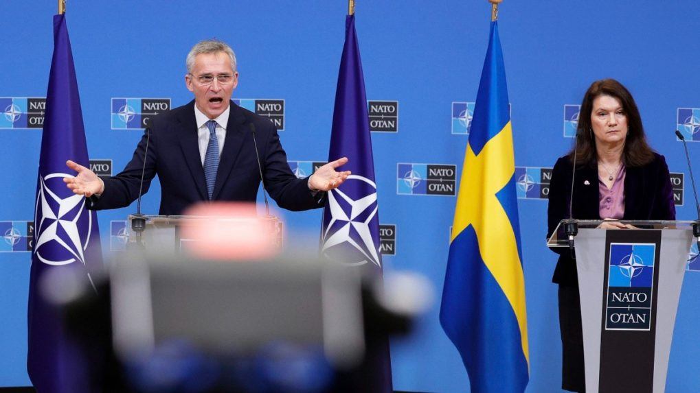 Pripojenie sa k NATO by malo odstrašujúci účinok v severnej Európe, znie zo Švédska