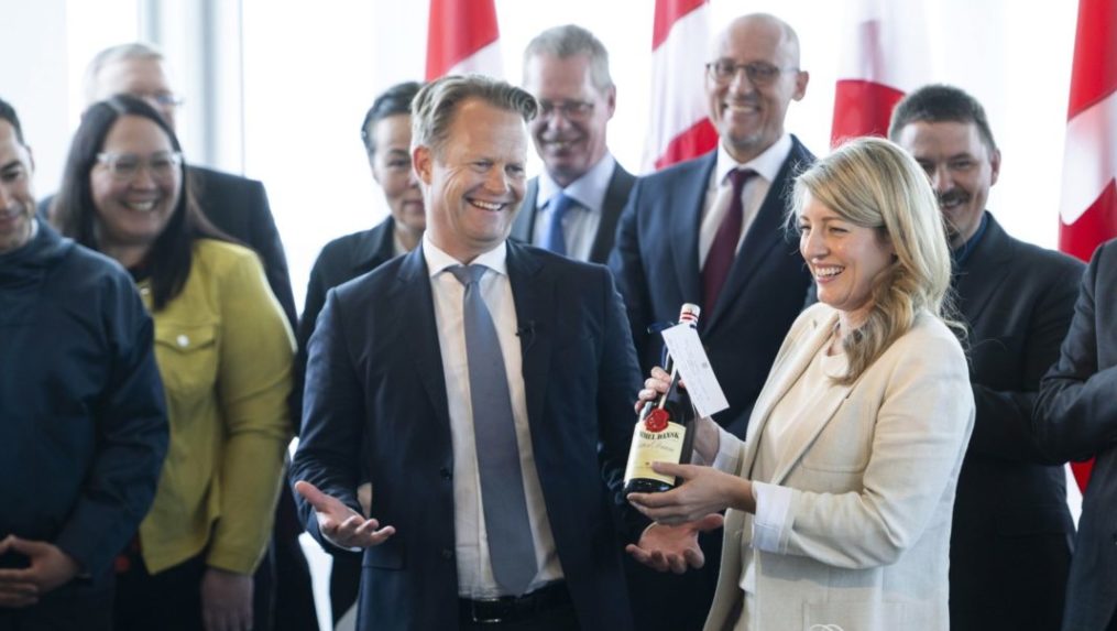 Kanada a Dánsko uzavreli spor o arktický ostrov