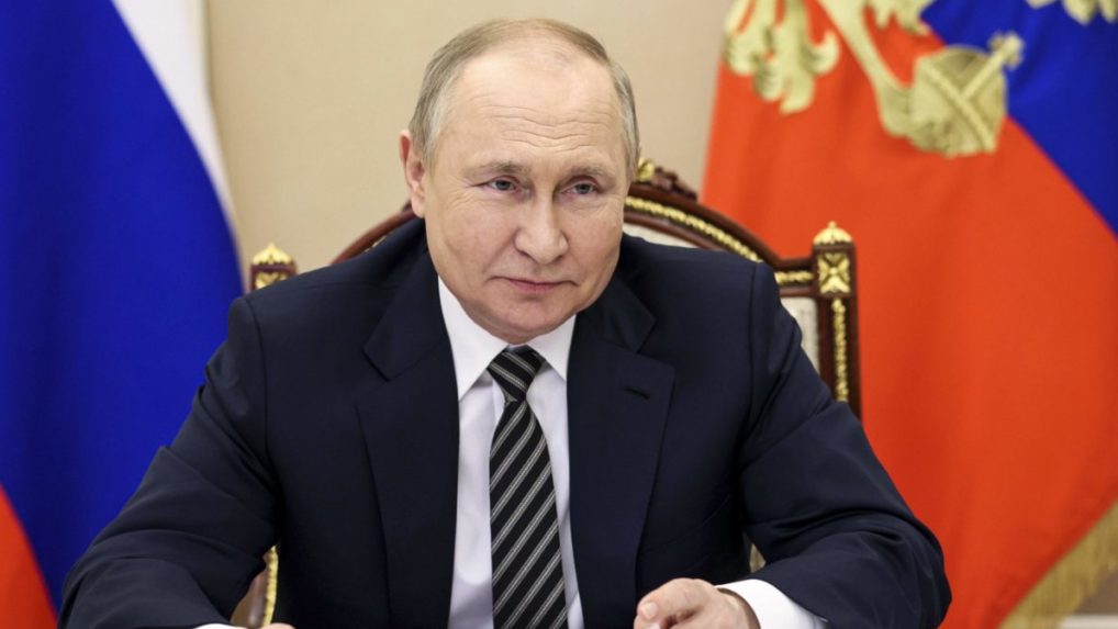Kremeľ nevylučuje stretnutie Putina so Zelenským, musí byť však pripravené