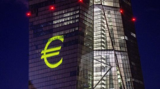 Na snímke je sídlo Európskej centrálnej banky vo Frankfurte nad Mohanom