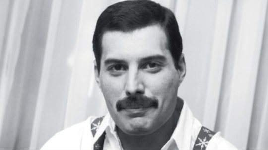 frontman skupiny Queen Freddie Mercury.