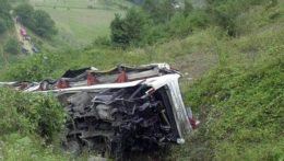 nehoda autobusu v Pakistane