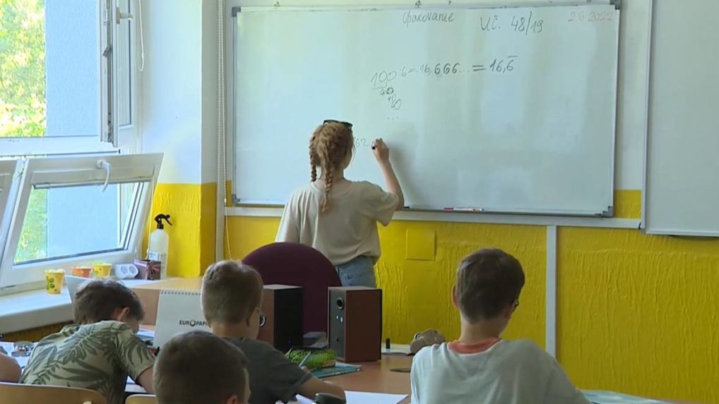 Šesťdesiatpäťročná učiteľka v Piešťanoch nafúkala vyše dve promile