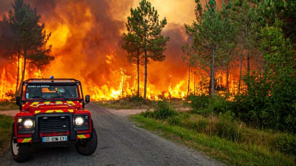 V Európe naďalej zúria lesné požiare