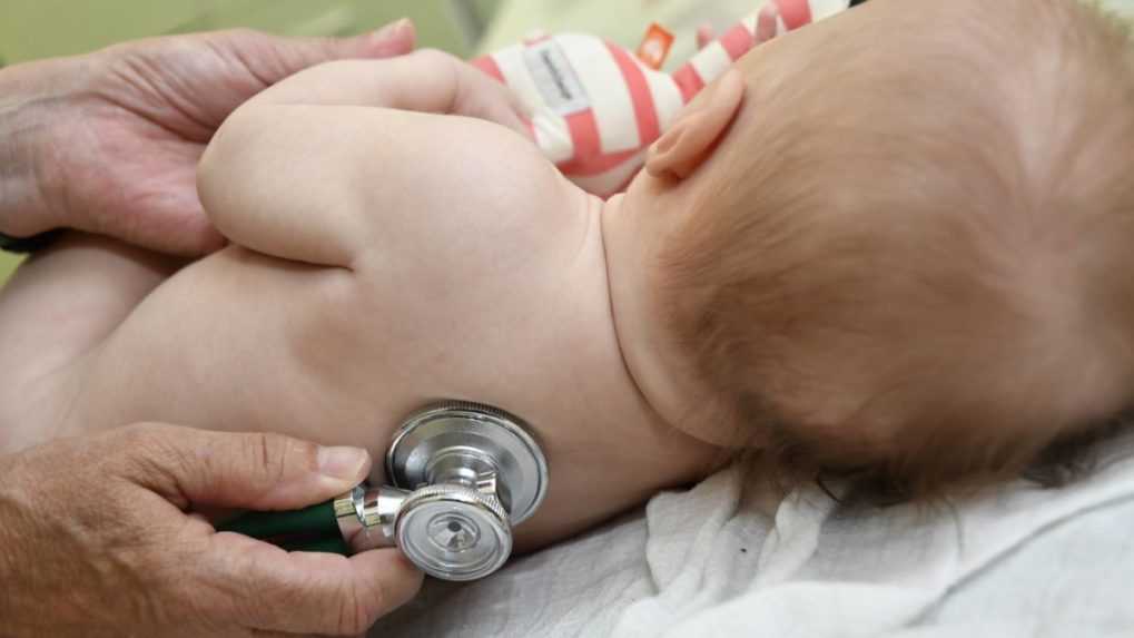 Ministerstvo zdravotníctva plánuje zredukovať sieť detských pohotovostí