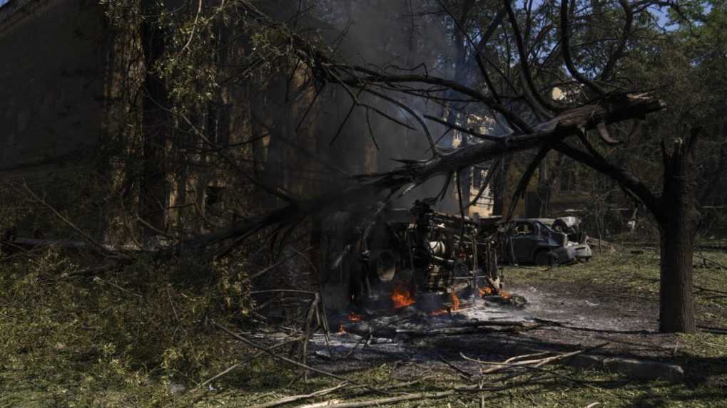 Ruský raketový útok si vyžiadal v Doneckej oblasti 15 životov, hlási Ukrajina