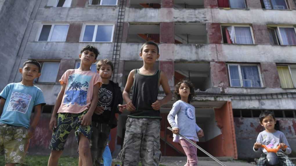 Čerpanie eurofondov pri projektoch pre rómske komunity na Slovensku zaostáva