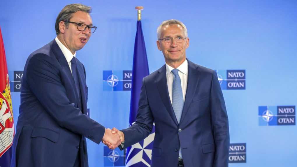 Šéf NATO: Mierové sily NATO v Kosove sú pripravené zasiahnuť