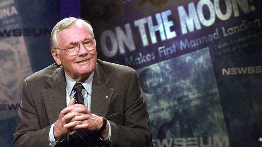 Astronaut Neil Armstrong počas osláv 30. výročia pristátia prvého človeka na Mesiaci.