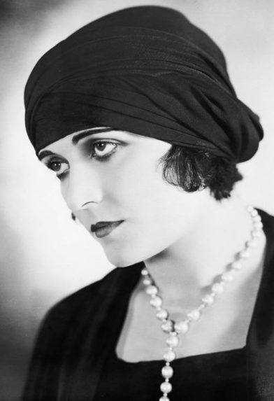 Na fotografii hviezda nemého filmu Pola Negri.