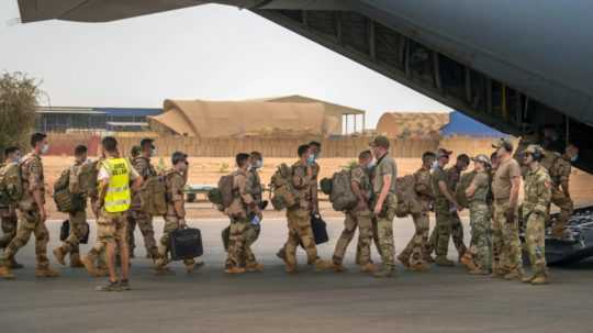 Ilustračná snímka-francúzski vojaci stiahnutí z Mali.