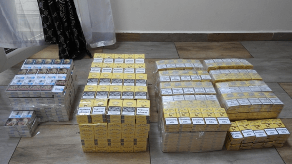 Polícia pri hranici s Ukrajinou zaistila 100 000 pašovaných cigariet