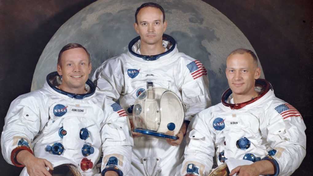 Posádka Apolla 11 (zľava veliteľ Neil Armstrong, pilot Michael Collins a pilot lunárneho modulu Edwin Aldrin).