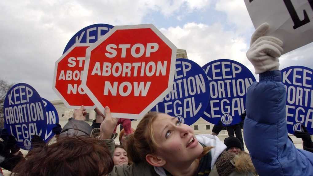 Kansaský republikán žiada prepočet hlasovania o potratoch