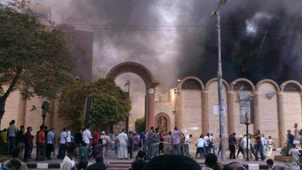 Pri požiari v egyptskom kostole zahynulo najmenej 35 ľudí
