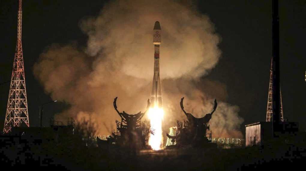 Ruský Sojuz vyniesol na obežnú dráhu iránsky satelit
