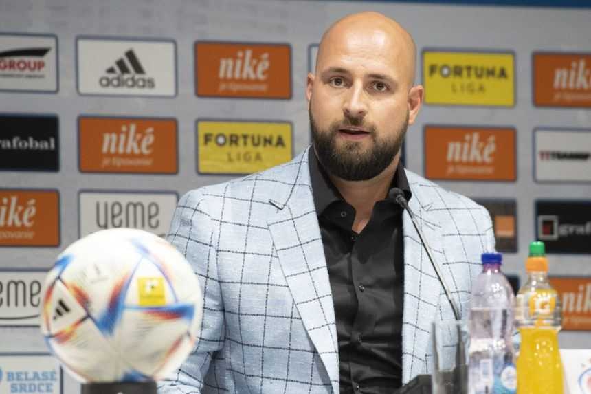 Kmotrík ml. skončil ako generálny riaditeľ Slovana