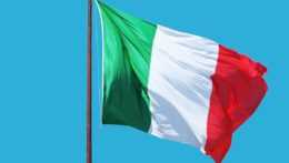 Na ilustračnej snímke vlajka Talianska..