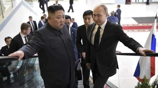 Severokórejský líder Kim Čong-un a ruský prezident Vladimir Putin.