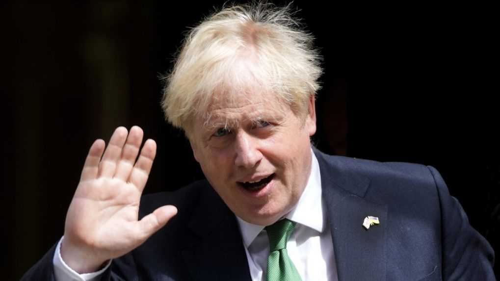 Boris Johnson dostal za prejavy prednesené po demisii milión libier