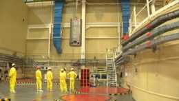 Slovenské elektrárne začali so zavážaním jadrového paliva do reaktora 3. bloku jadrovej elektrárne v Mochovciach.