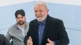 Na snímke ľavicový brazílsky exprezident Luiz Inácio Lula da Silva.