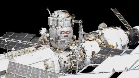 Ilustračná snímka Medzinárodnej vesmírnej stanice (ISS).