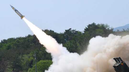 Raketa vystrelená počas spoločného cvičenia amerických a juhokórejských vojsk z mája 2022.