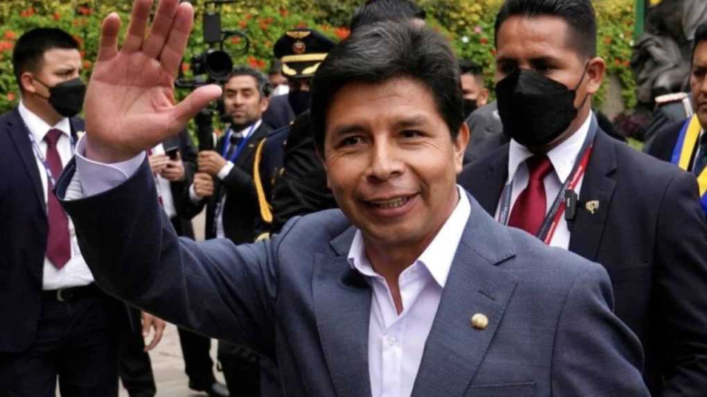 Prezident Peru Castillo čelí ústavnej žalobe