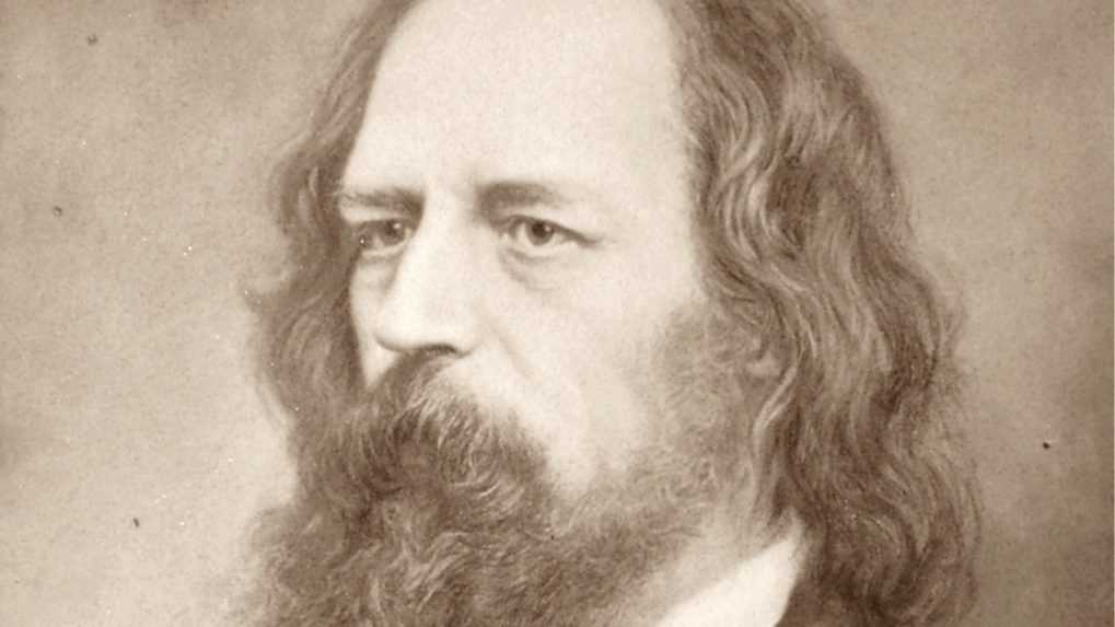 Alfred Tennyson bol prvým poetom so šľachtickým titulom