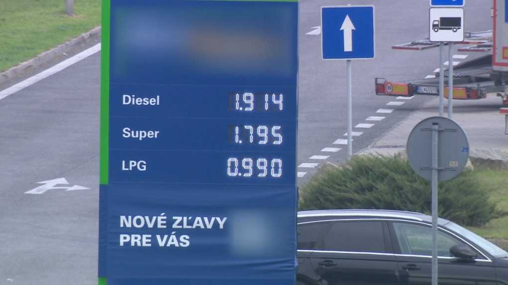 Ceny benzínu od nového roka prudko narastú