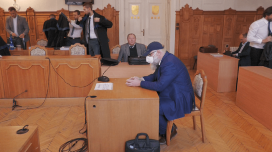 Ilustračná snímka z pojednávania v kauze Dobytkár, na ktorej je jeden z kľúčových svedkov Marek Kodada.