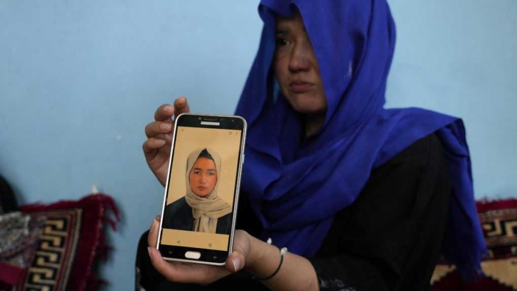 Po samovražednom útoku v škole v Kábule je už najmenej 35 mŕtvych