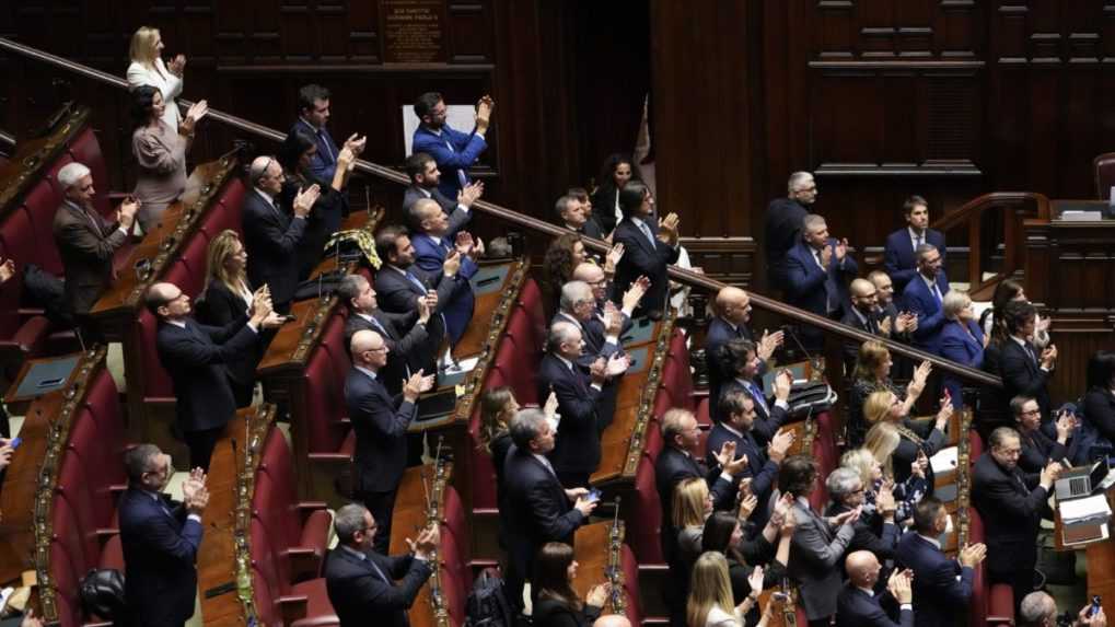 Talianska vláda uspela v hlasovaní o dôvere v dolnej komore parlamentu