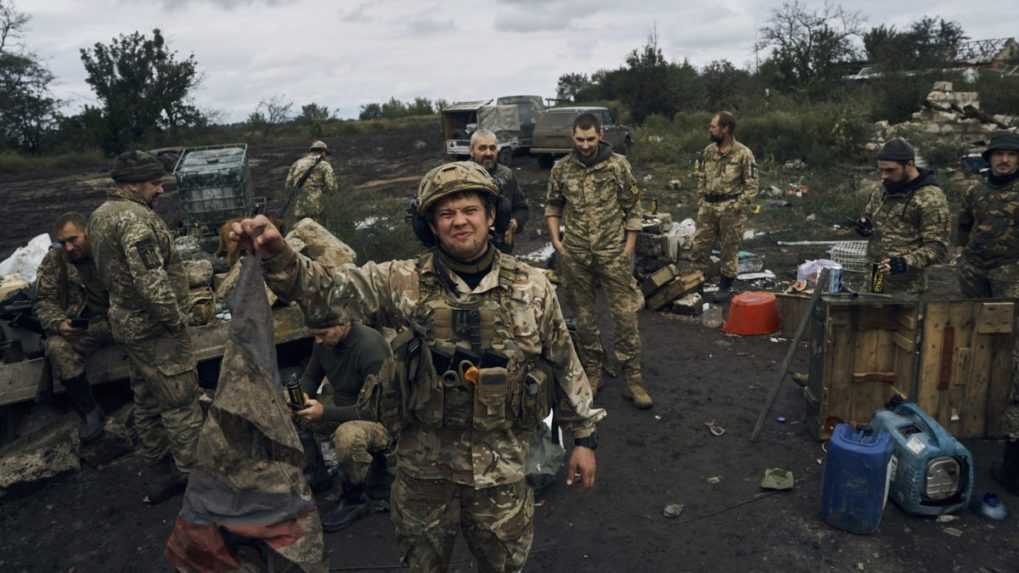 Ďalšia výmena zajatcov. Kyjevu sa podarilo oslobodiť 32 vojakov