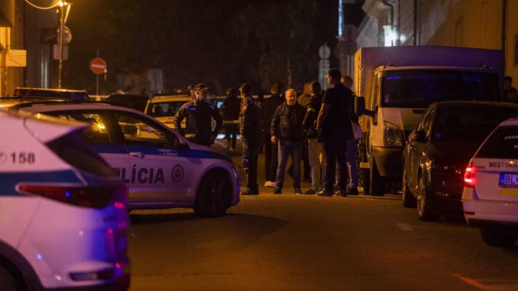 Na Zámockej ulici v Bratislave sa strieľalo, na mieste sú dvaja mŕtvi